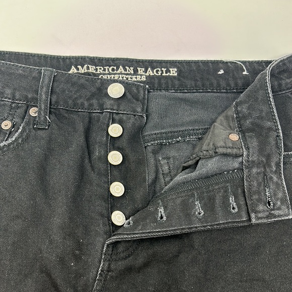 American Eagle Black Distressed High Waisted Raw Hem Skirt Size 8 - Picture 6 of 10